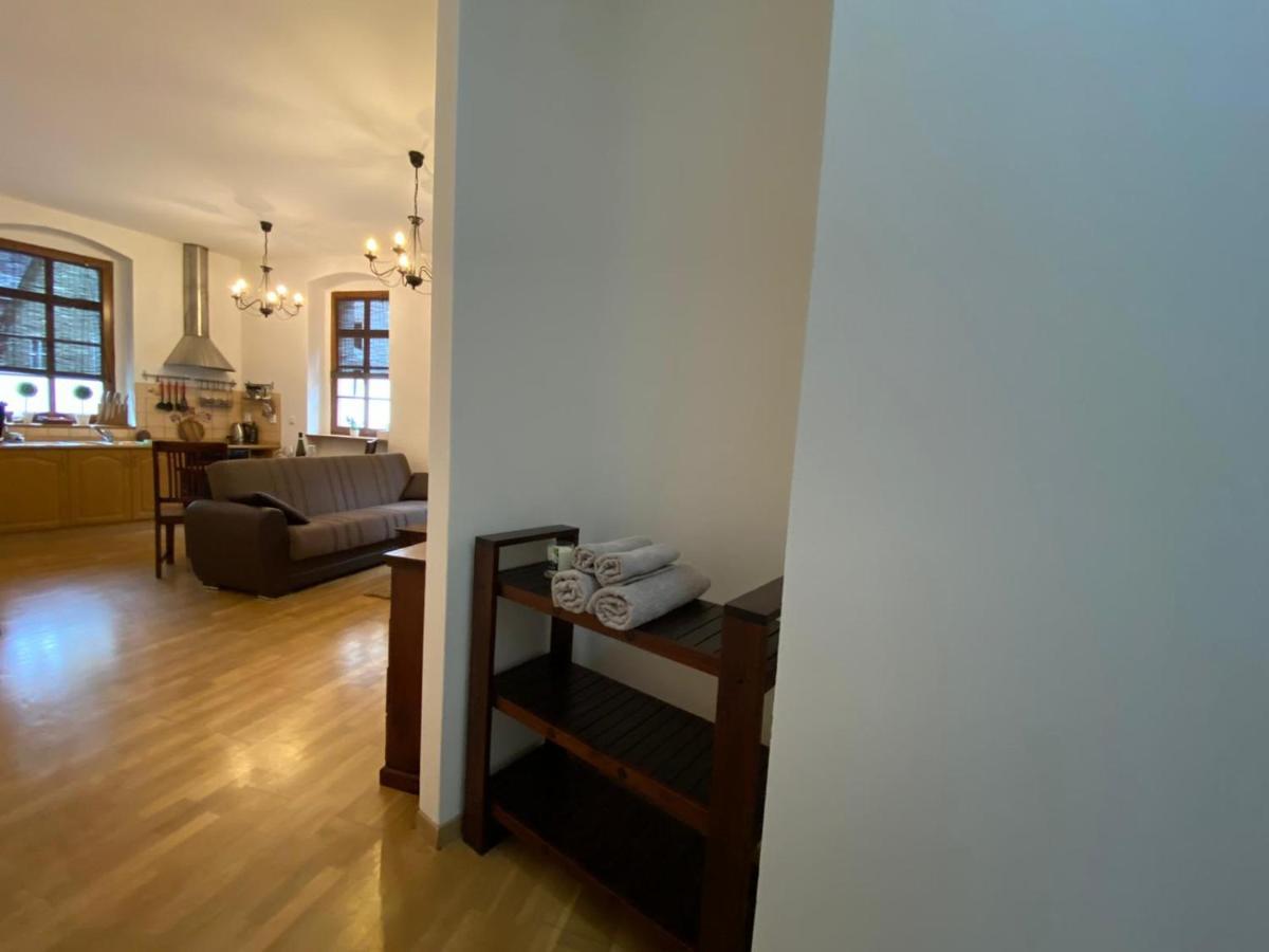 Apartman Hubertus Loket Exterior photo