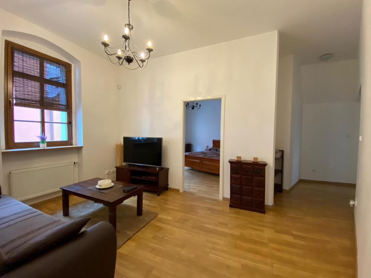 Apartman Hubertus Loket Exterior photo